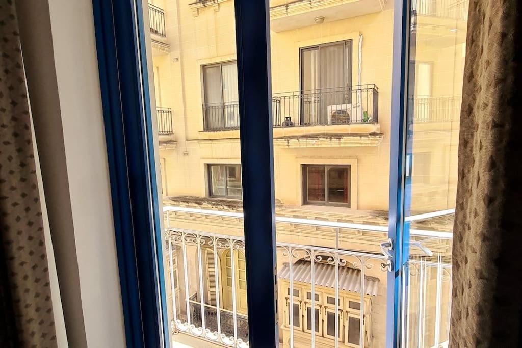 Cozy Inside.City & Beach Outside Appartement Sliema Buitenkant foto